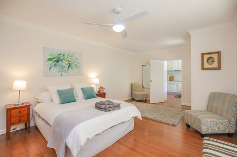 HAHNDORF LODGE - Darwin Holiday 1