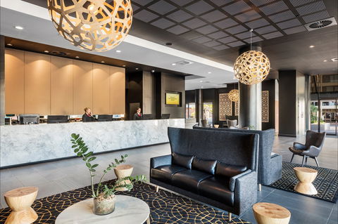 Hotel Grand Chancellor Brisbane - Darwin Holiday 1