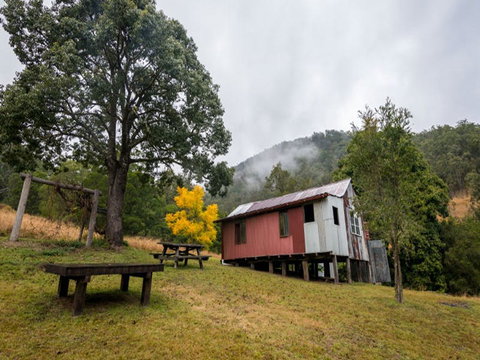Jacky Barkers Campground - Darwin Holiday 0
