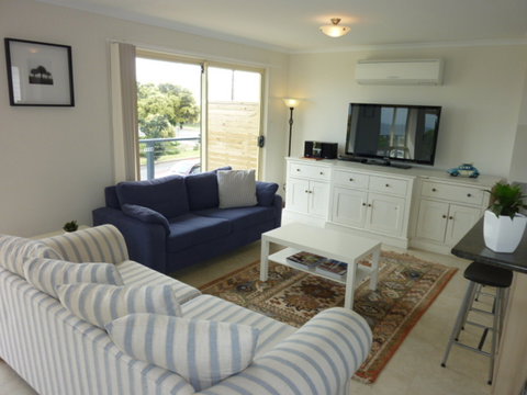 Knights Rest - Darwin Holiday 1