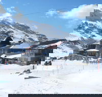 Kosciuszko Chalet Hotel - Darwin Holiday