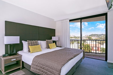 Mantra Coolangatta Beach - Darwin Holiday 2