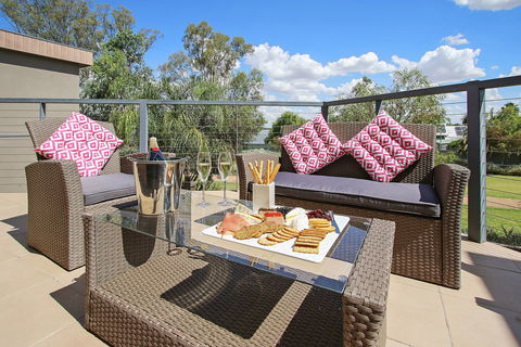 Mulwala Townhouse Two - Darwin Holiday 1