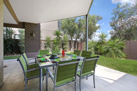 Mulwala Townhouse Two - Darwin Holiday 5