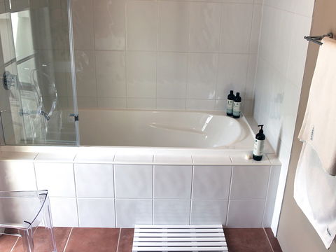 Outlook BnB - Darwin Holiday 8