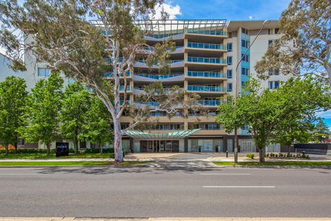 Pacific Suites Canberra - Darwin Holiday 1