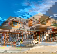 Quiksilver Apartments - beachfront Byron - Darwin Holiday