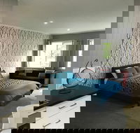 Ravenscroft Cottage - Darwin Holiday