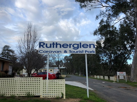 Rutherglen Caravan & Tourist Park - Darwin Holiday 0
