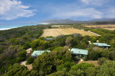 Sandpiper Ocean Cottages - Darwin Holiday 1