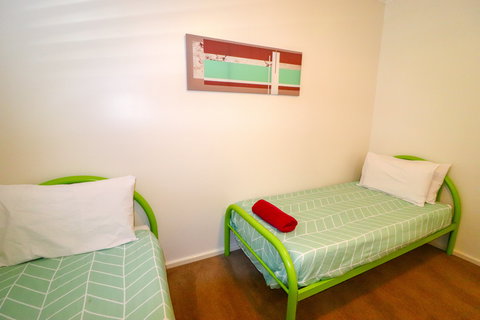 Seabreeze At Blacksmiths - Darwin Holiday 3