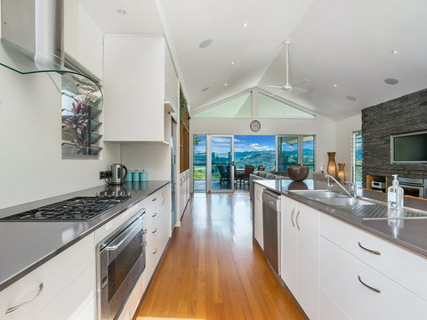 Serene - Darwin Holiday 5