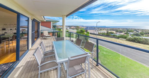 Serenity On Stacey - Darwin Holiday 3