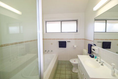 Shearwater Deluxe Villa - Darwin Holiday 5