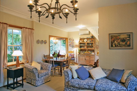 Southdown Cottage Bowral - Darwin Holiday 2