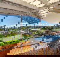Stylishly Modern - Darwin Holiday