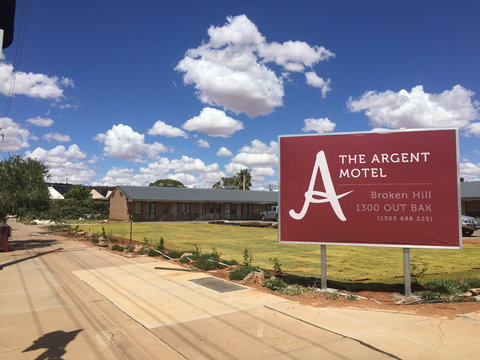 The Argent Motel - Darwin Holiday 0