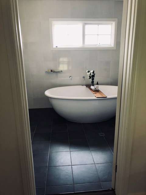 Tomfoolery Winemaker's Cottage - Darwin Holiday 1