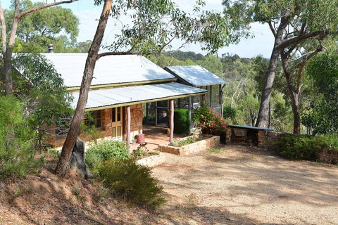 Trestrail Cottage - Darwin Holiday 0