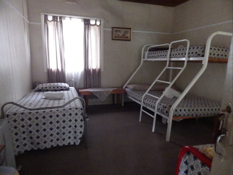 Victoria Hotel: Moonan Flat - Darwin Holiday 2