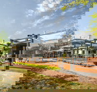 5 Rooms at the Stirling Hotel - Darwin Holiday