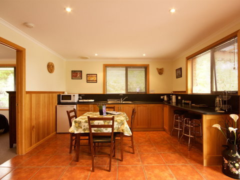 Abs By The Bay - Darwin Holiday 2