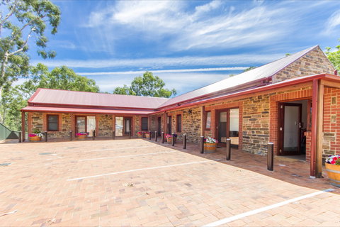 Adelaide Hills, Birdwood Motel - Darwin Holiday 0