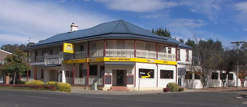 Apsley Arms Hotel - Darwin Holiday 0