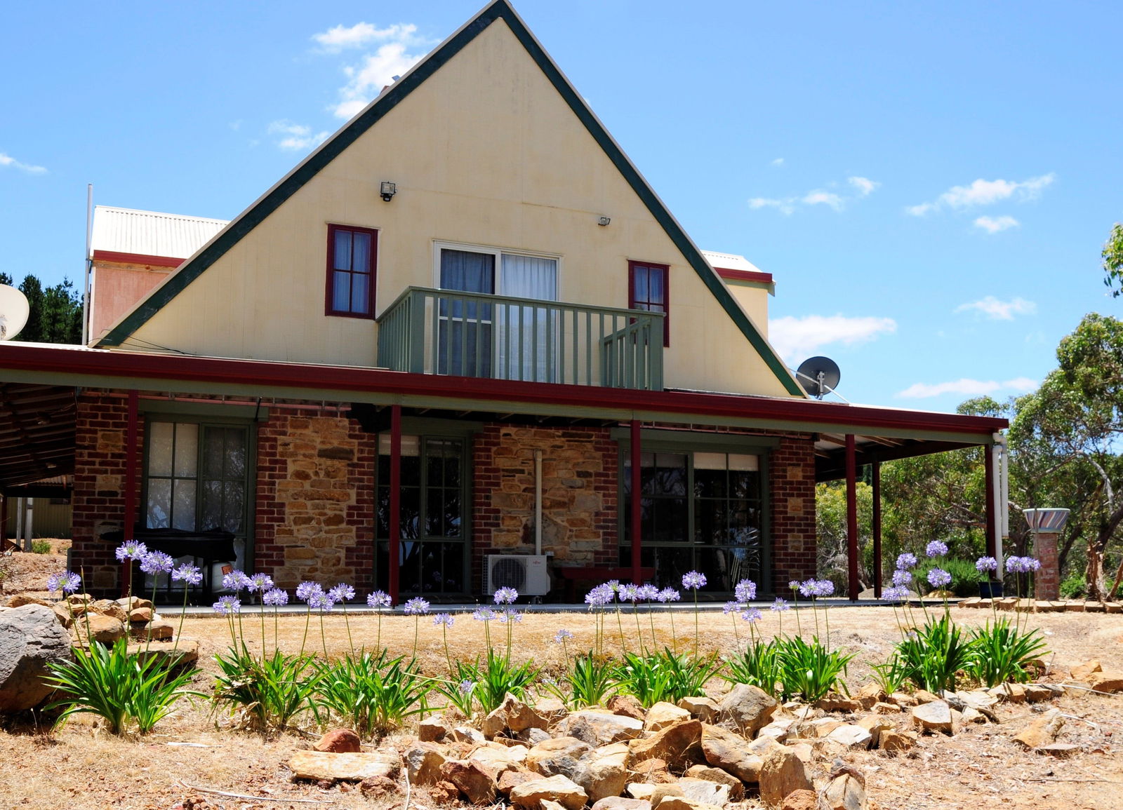 Cassini SA Darwin Holiday