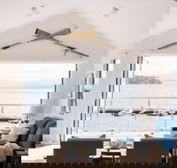 Bruny Boathouse - Darwin Holiday