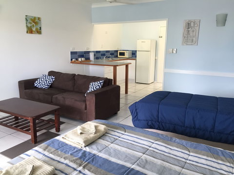 Cardwell Beachfront Motel - Darwin Holiday 2
