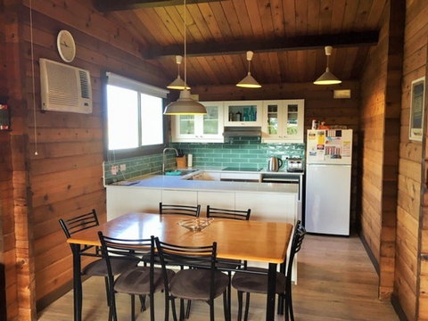 Cedar House - Darwin Holiday 2