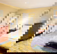 Chrismont Guest House - Darwin Holiday