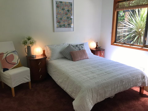 Coastal Garden Shack - Darwin Holiday 2