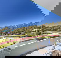 Fathoms 17 - Darwin Holiday