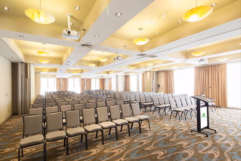 Holiday Inn Parramatta - Darwin Holiday 1