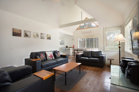 Hooked Inn Cottages - Darwin Holiday 1