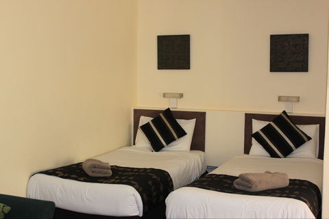Inverell Motel - Darwin Holiday 2