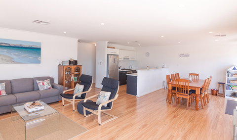 Lady Bay Getaway - Darwin Holiday 2