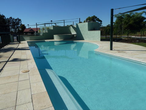 McNevins Logan Park Motel - Darwin Holiday 0