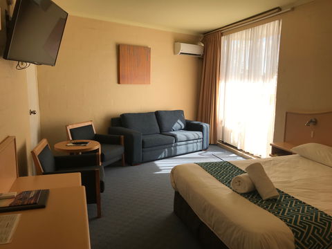 Palm Court Motor Inn - Darwin Holiday 2