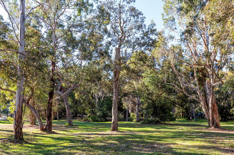 Rainbow Beach Holiday Park - Darwin Holiday 1