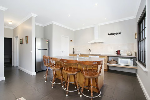 River Verse - Darwin Holiday 2