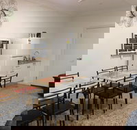 Rose Cottage Temora B and B - Darwin Holiday