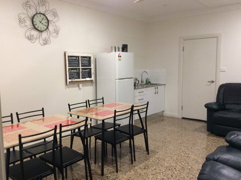 Rose Cottage Temora B And B - Darwin Holiday 0