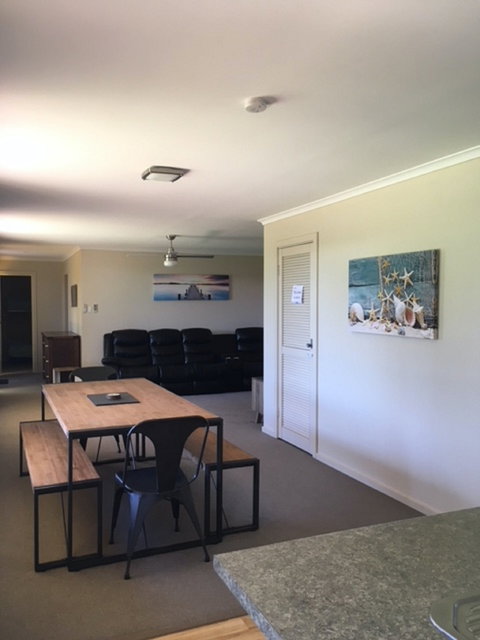 Shell Shack - Darwin Holiday 2