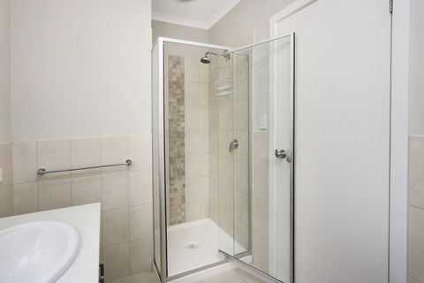 Silver Hill Townhouse - Darwin Holiday 2
