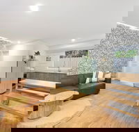 Sunset Beach - Surfside - Darwin Holiday