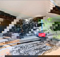 The Boathouse Yamba - Darwin Holiday