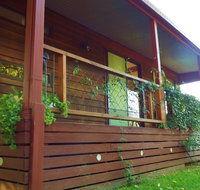 Tumut Log Cabins - Darwin Holiday